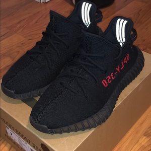 Yeezy V2 Bred